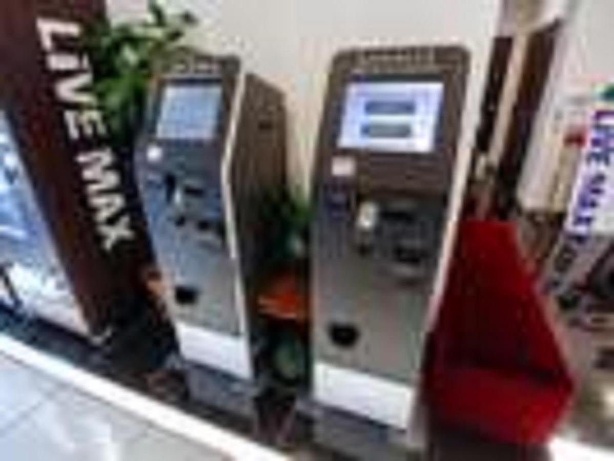 HOTEL LiVEMAX Okayama Eksteriør billede